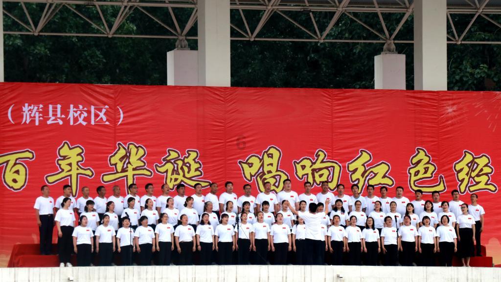 原创12年前，车模“兽兽”：遇人不淑，遭两任男友报复全网皆知